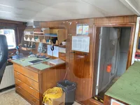 Кораб за проучване за продажба