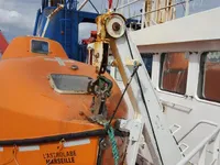 Изследователски кораб за продажба