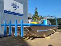 Работни лодки за продажба