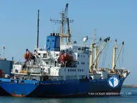 Хладилен кораб за продажба
