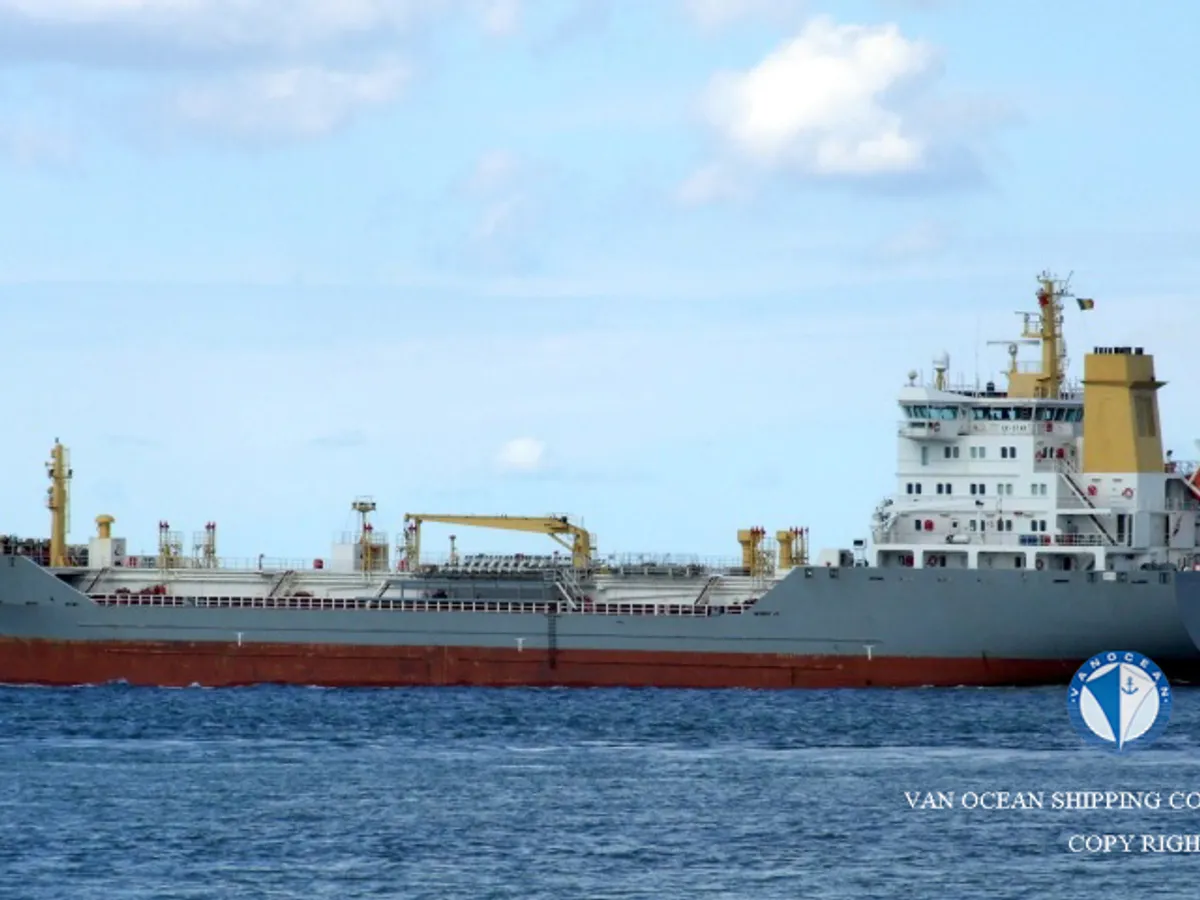 Танкер за нефт/химикали за продажба