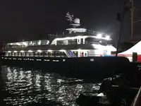 Круизен кораб за продажба