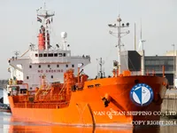 Танкер за нефт/химикали за продажба