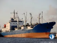 Хладилен кораб за продажба