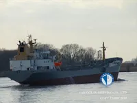 Танкер за нефт/химикали за продажба