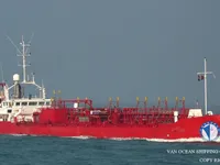 Танкер за нефт/химикали за продажба