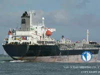 Танкер за нефт/химикали за продажба