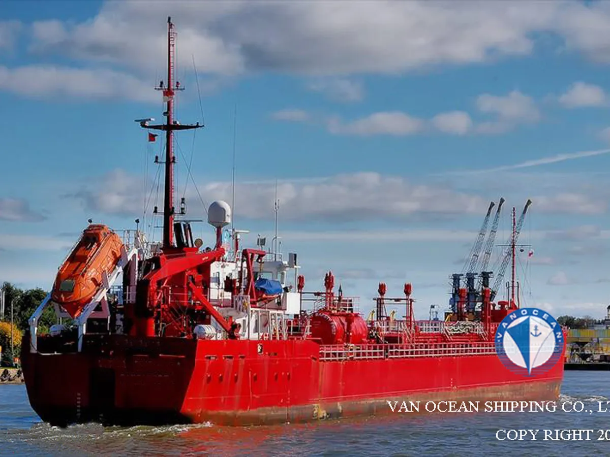 Танкер за нефт/химикали за продажба