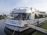 Круизен кораб за продажба