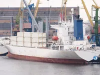 Хладилен кораб за продажба