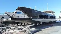 Десантен кораб, танкер за продажба