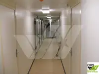 Контейнеровоз за продажба
