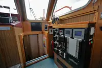 Кораб за проучване за продажба