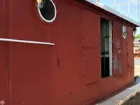 Буксир за продажба