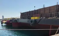 Баржа за продажба