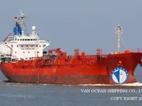 Танкер за нефт/химикали за продажба
