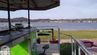 Контейнеровоз за продажба