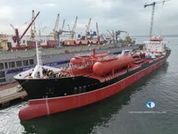 Танкер за нефт/химикали за продажба