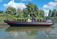 Контейнеровоз за продажба