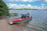 Катамаран за продажба