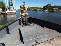 Буксир за продажба