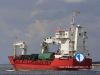 Хладилен кораб за продажба