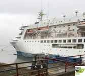 Круизен кораб за продажба