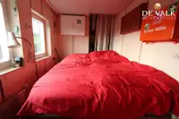 Плавущ хотел за продажба