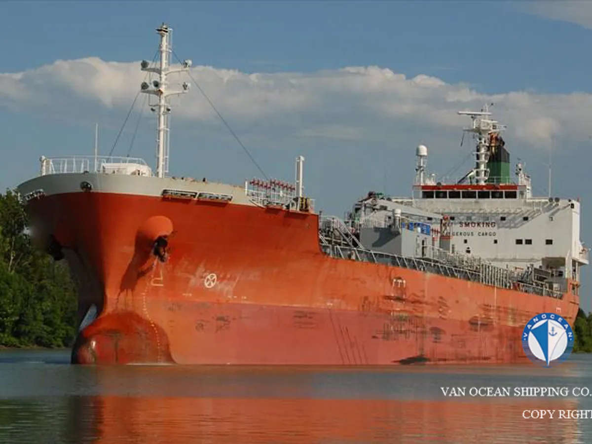 Танкер за нефт/химикали за продажба