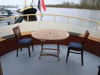 Баржа за продажба