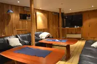 Контейнеровоз за продажба