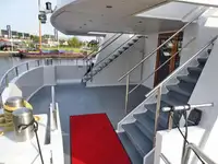 Круизен кораб за продажба