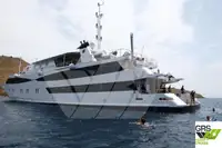 Круизен кораб за продан