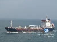 Танкер за нефт/химикали за продажба