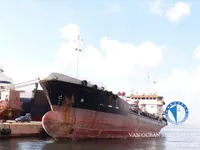 Танкер за нефт/химикали за продажба