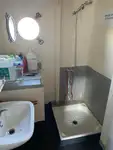 Теглич за продан