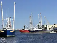Trawler за продан