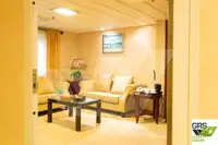 Круизен кораб за продажба