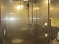 Хладилен кораб за продажба