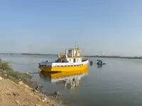 Буксир за продажба