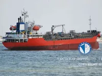 Танкер за нефт/химикали за продажба