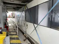 Контейнеровоз за продажба