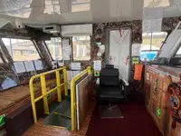 Буксир за продажба