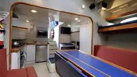 Изследователски кораб за продажба