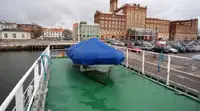 Ферибот за продажба
