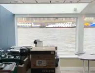 Круизен ферибот за продажба