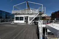 Баржа за продажба