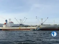 Хладилен кораб за продажба