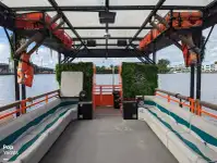 Круизен кораб за продажба