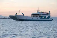 Десантен кораб, танкер за продажба